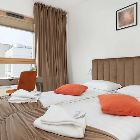 Modern And Elegant Filarskiego In With Air Conditioning & Parking And Gym By Renters Prestige Danzig