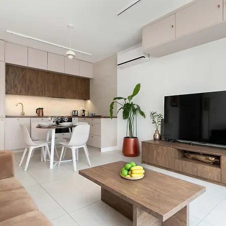 Apartment Modern And Elegant Filarskiego In With Air Conditioning & Parking And Gym By Renters Prestige *