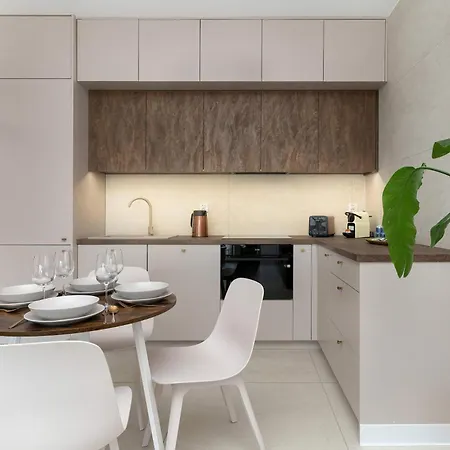 Modern And Elegant Filarskiego In With Air Conditioning & Parking And Gym By Renters Prestige * Gdansk