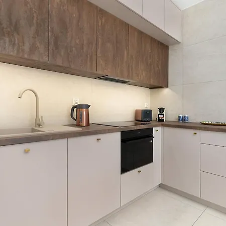 Modern And Elegant Filarskiego In With Air Conditioning & Parking And Gym By Renters Prestige Apartamento Gdansk