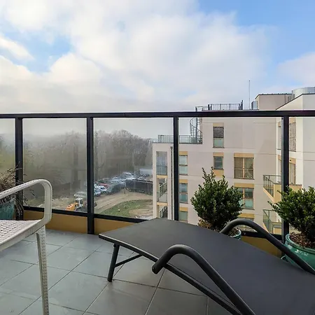 Apartamento Modern And Elegant Filarskiego In With Air Conditioning & Parking And Gym By Renters Prestige *